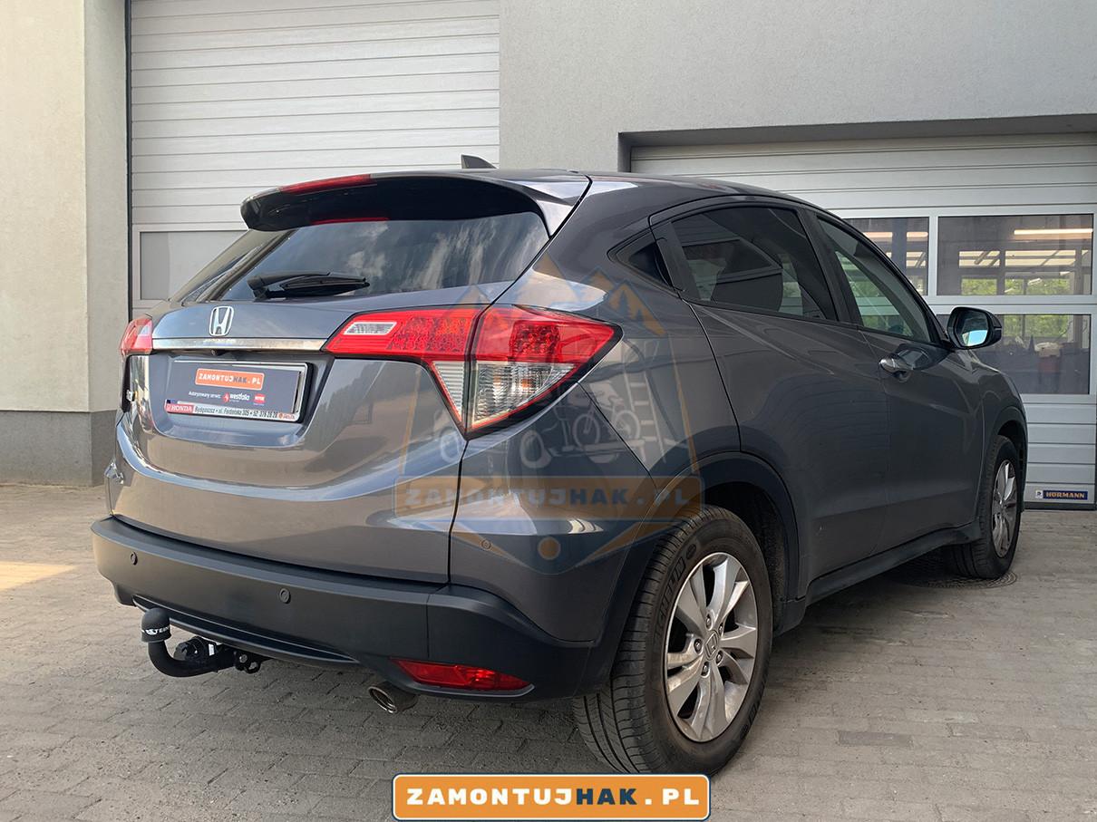 Montaż haka Honda HR-V